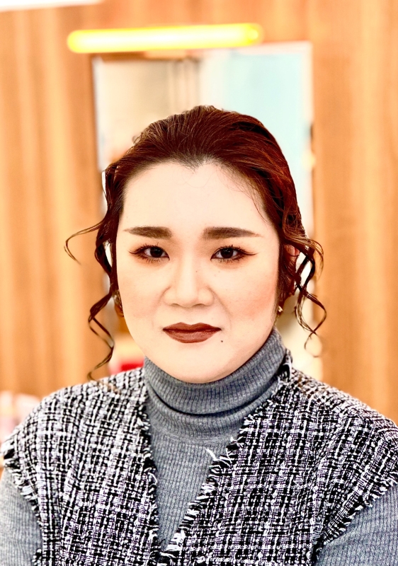 藤吉 彩由美